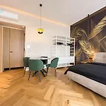 Imbriani 1 Tirabora Short Rent Apartmán